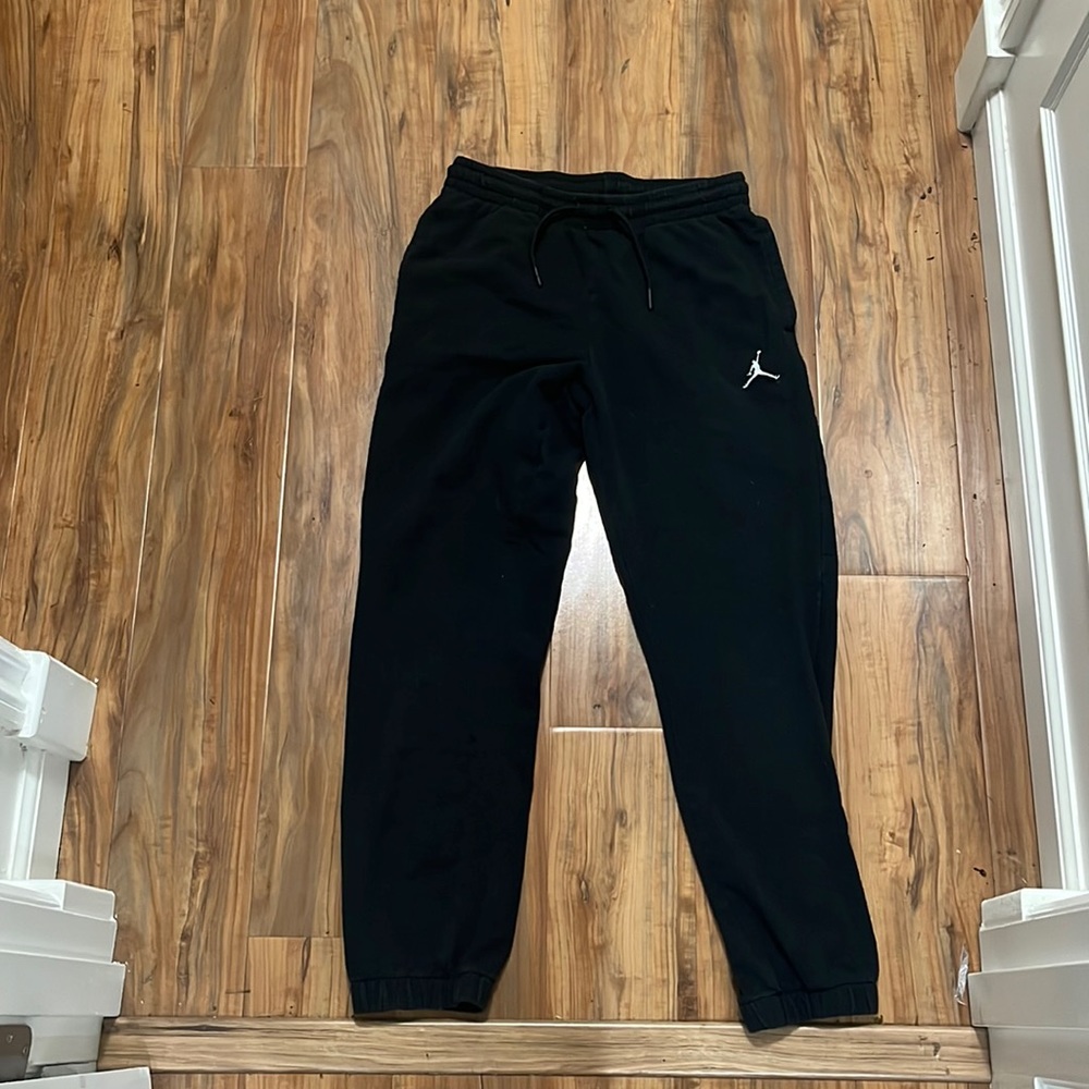 black jordan sweatpants